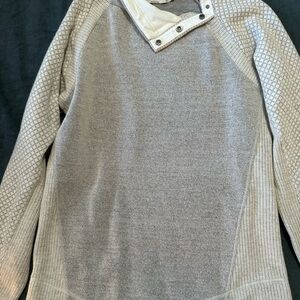 Prana Men's Light Gray Crewneck Sweater